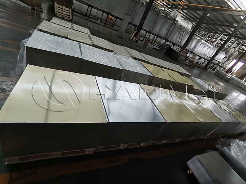 aluminium sheet for bottle caps.jpg